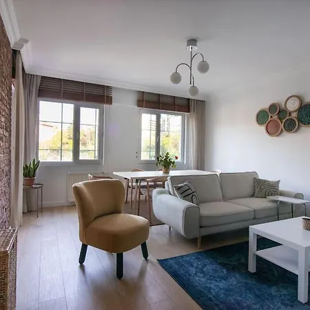 Cozy Aesthetic Colourful 3br Close To Levent - #mint איסטמבול
