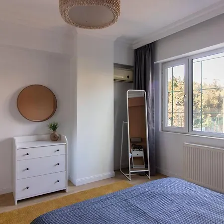 Cozy Aesthetic Colourful 3br Close To Levent - #mint איסטמבול