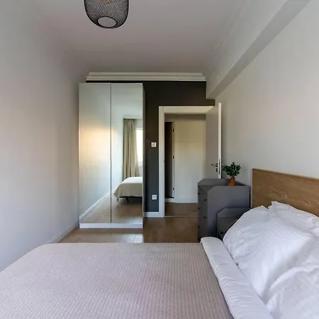 Cozy Aesthetic Colourful 3br Close To Levent - #mint * イスタンブール